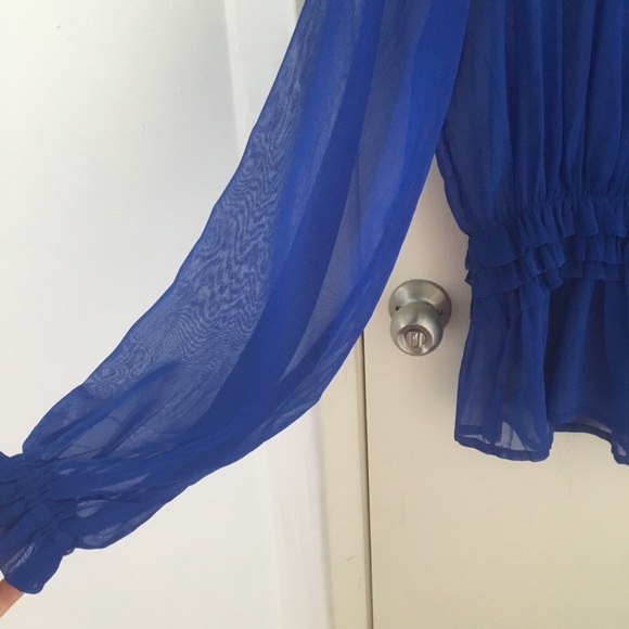 🌸2 for 1🌸LIKE NEW! Royal Blue sheer top - Picture 3 of 3